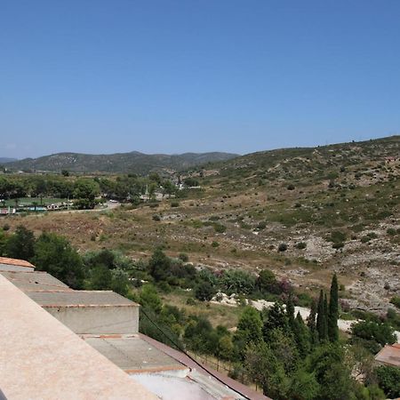 Un moment, casa rural de 4 estrellas Les Coves de Vinroma Exterior foto
